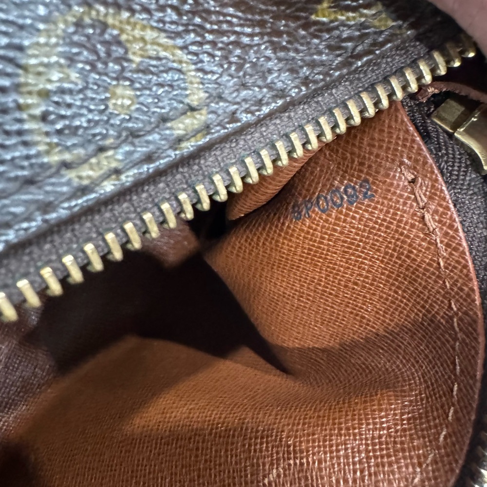 Louis Vuitton Brown Monogram Shoulder Bag - Picture 13 of 13
